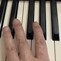 Sora 2がリアルな人物を固定できない問題。プロンプトオンリーメソッドはAPI開放で不要に？（CloseBox）