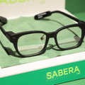 鯖江発のARグラス「SABERA」発表、通知や翻訳・ナビをFOV30度で表示　超早割6万4990円から