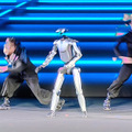 スマホからフィジカルAIへ。人型ロボットマラソン大会で優勝したHONORの描く未来(山根康宏)