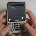 QWERTYキーボードスマホ「Clicks Communicator」実機動画がついに公開　物理キー活用機能が多数(山根康宏)