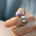 指輪型AIデバイス『Vocci』国内発売  会議や口述をMCP共有、ChatGPTやClaudeのコンテキスト化