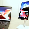 ThinkPad連携スマホ『ThinkPhone』発表。黒いアラミド繊維に赤ボタン、MILスペックの高セキュリティ端末