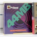 SyQuestの名を広く知らしめたリムーバブルHDD「SQ400」（44MB、1988年頃～）：ロストメモリーズ File011