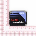 低価格で大容量を実現。CFサイズの超小型HDD「マイクロドライブ」（340MB～、1999年頃～）：ロストメモリーズ File017