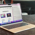 Apple M2 MacBook Air レビュー。ファンレス設計の影響と限界を実機で探る（本田雅一）