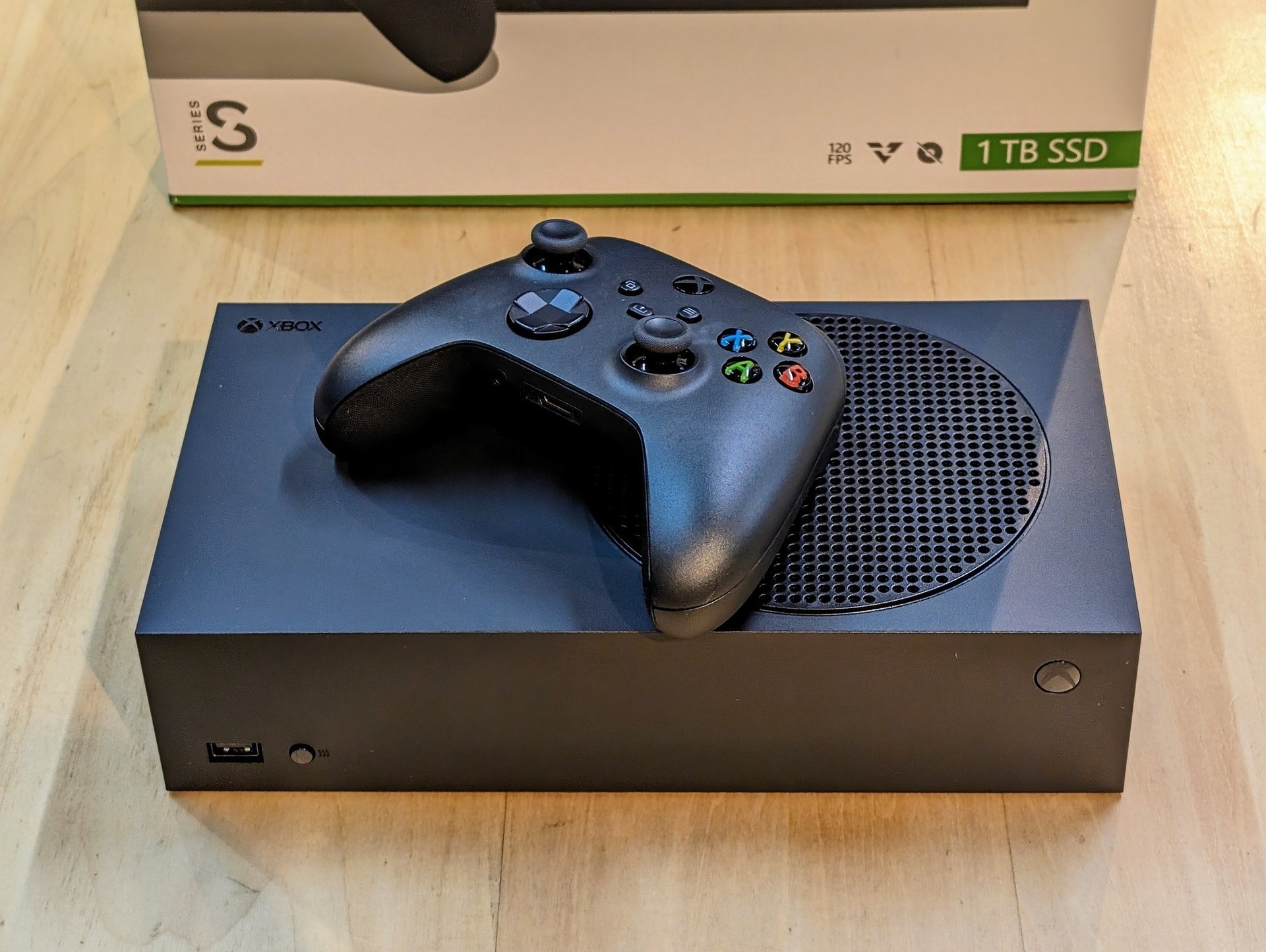 【最終値引‼︎】【赤字覚悟‼︎】 XBOX SERIES S 本体 + おまけ