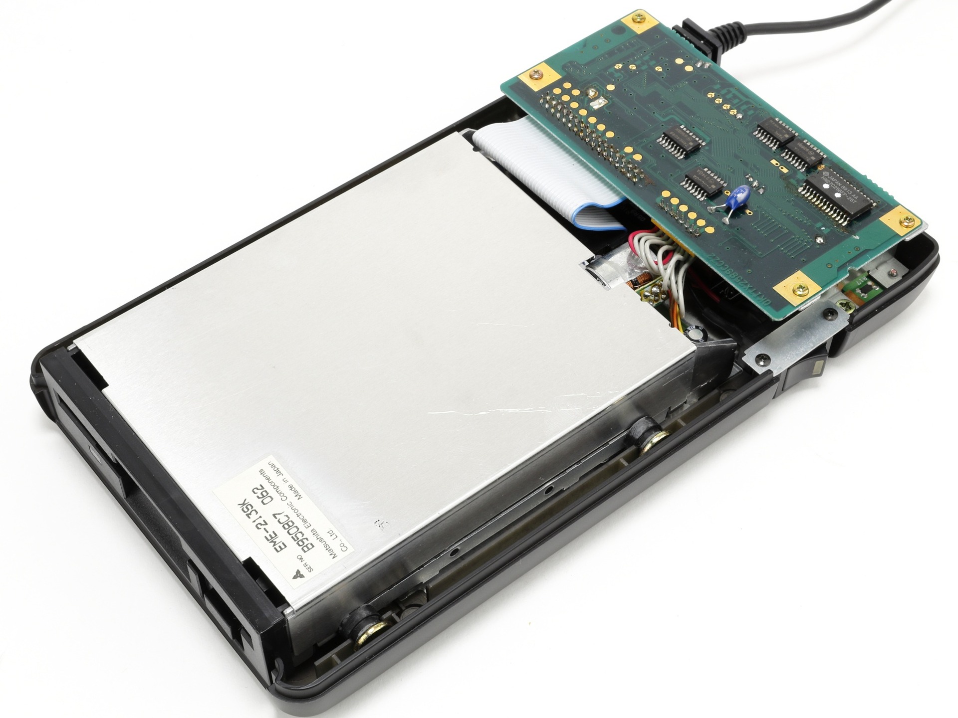 シャープの電子手帳で使えた専用3.5インチFDドライブ「CE-70F