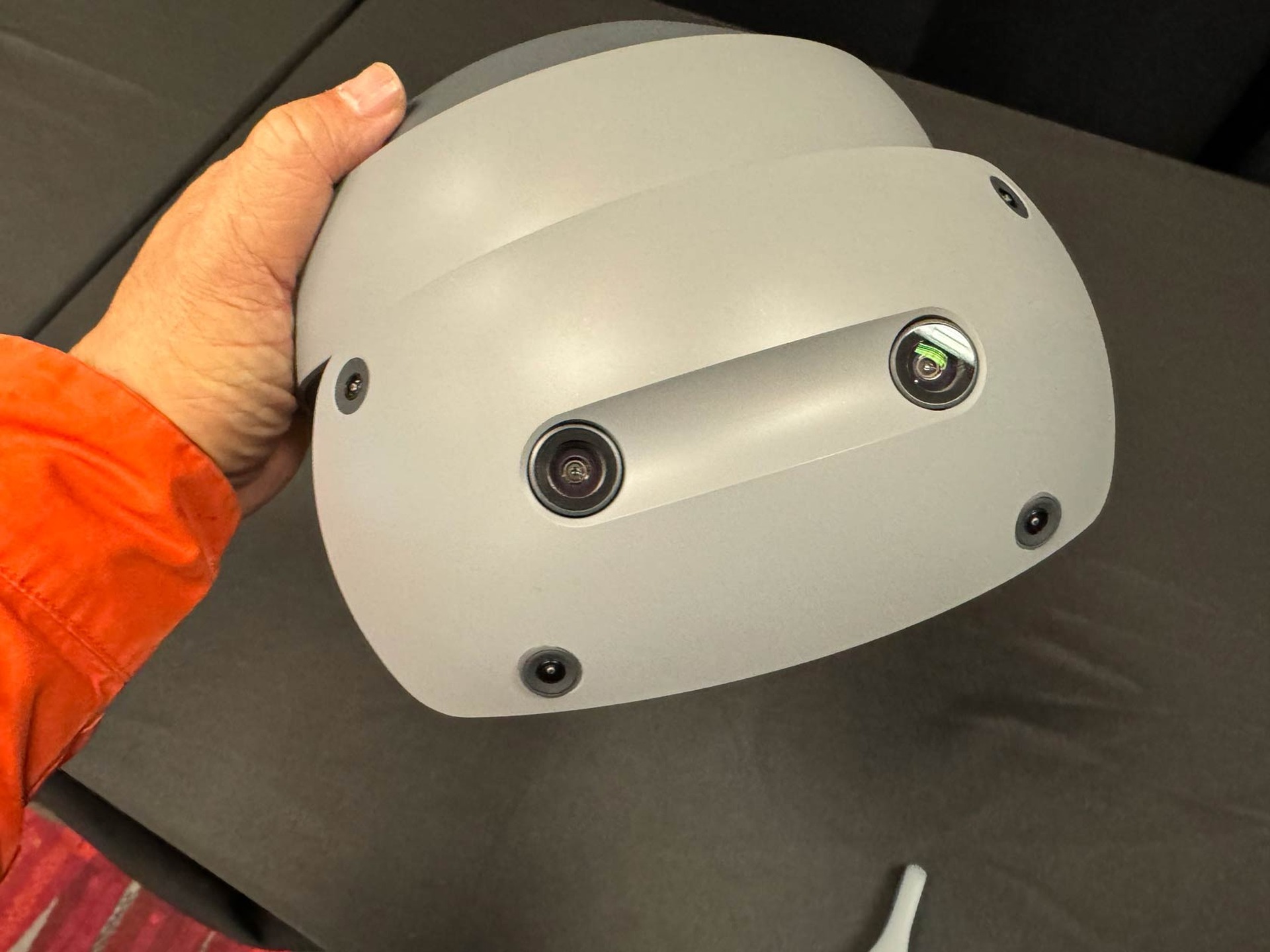 Apple Vision Pro超える凝縮感、ソニーの超高精細MR HMDの実力を体感