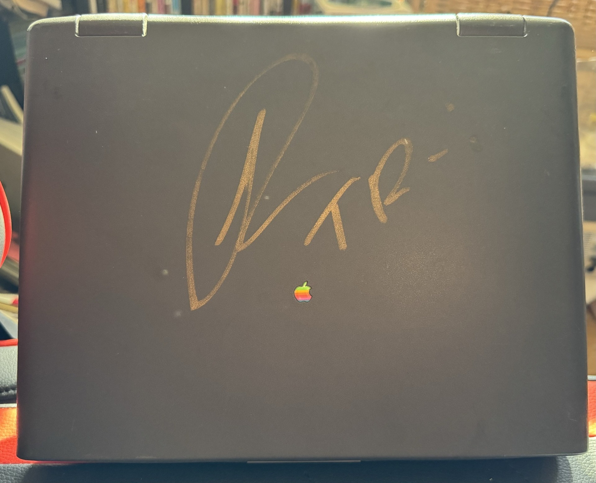 Mac生誕40周年。人々を徐々に変えていった稀有なマシンのこと