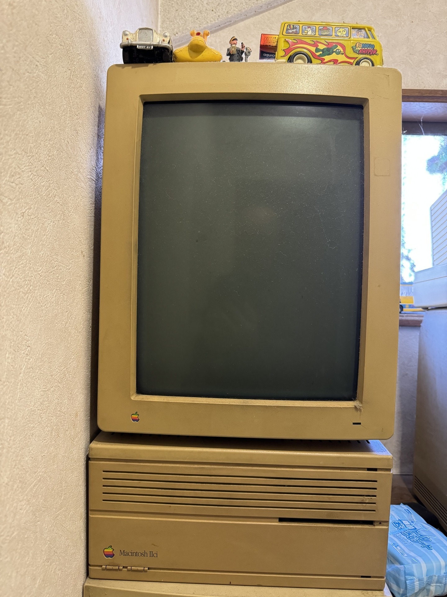発売当時は品切れ続出・黒いMac5440