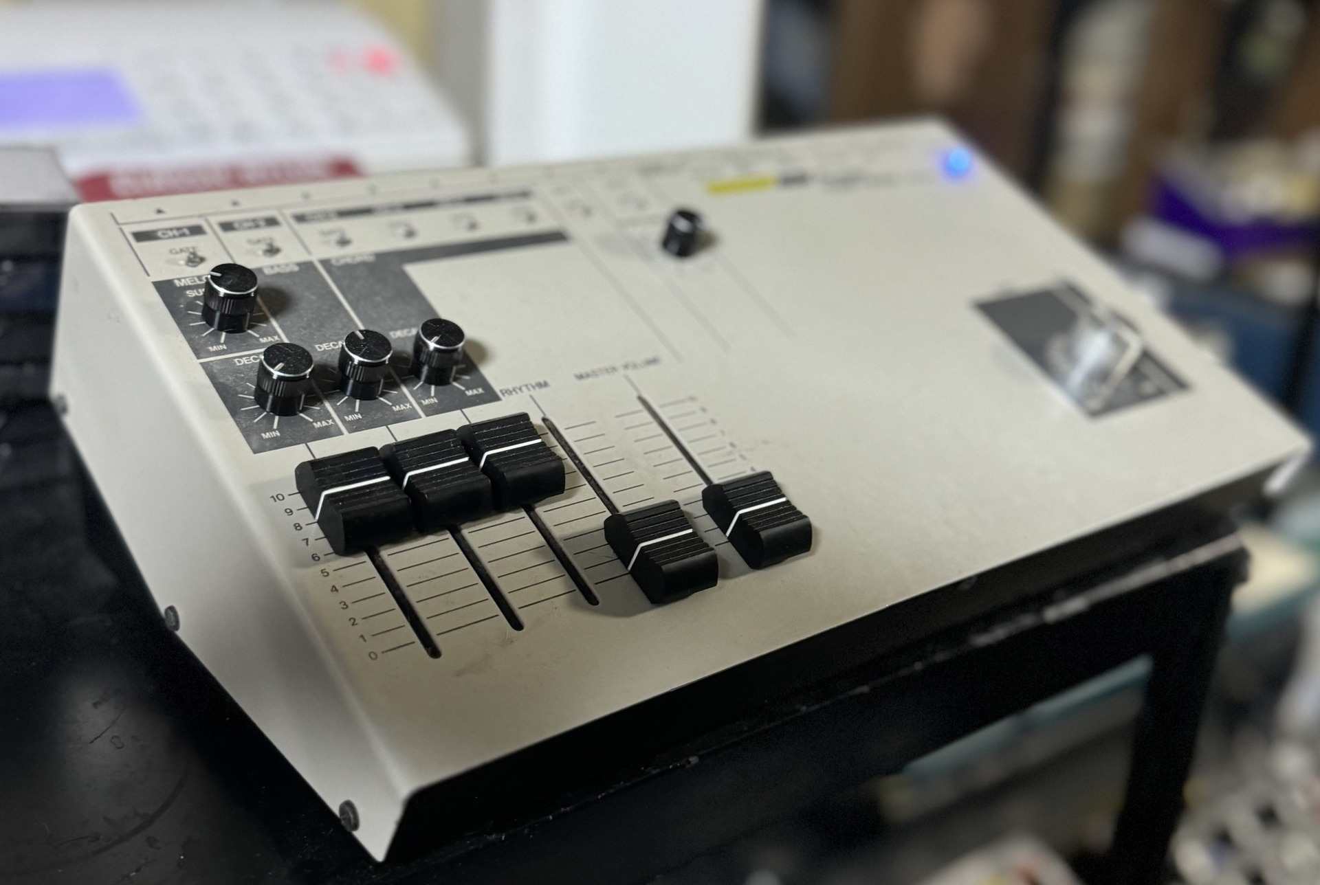 42年前に封印せし我が駄曲よ、AI神Udioの力にて完全体となり、いま甦ら