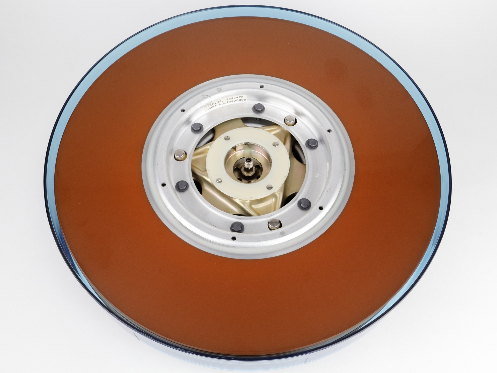 重さ4.5kgで容量80MB。50年前のリムーバブルHDD「ディスクパック