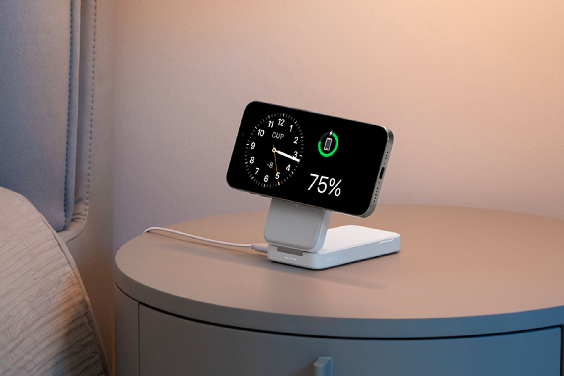 新品　未使用　非売品　Faith ブレイダー　モバイル充電器 新品 未使用 非売品 Faith ブレイダー モバイル充電器