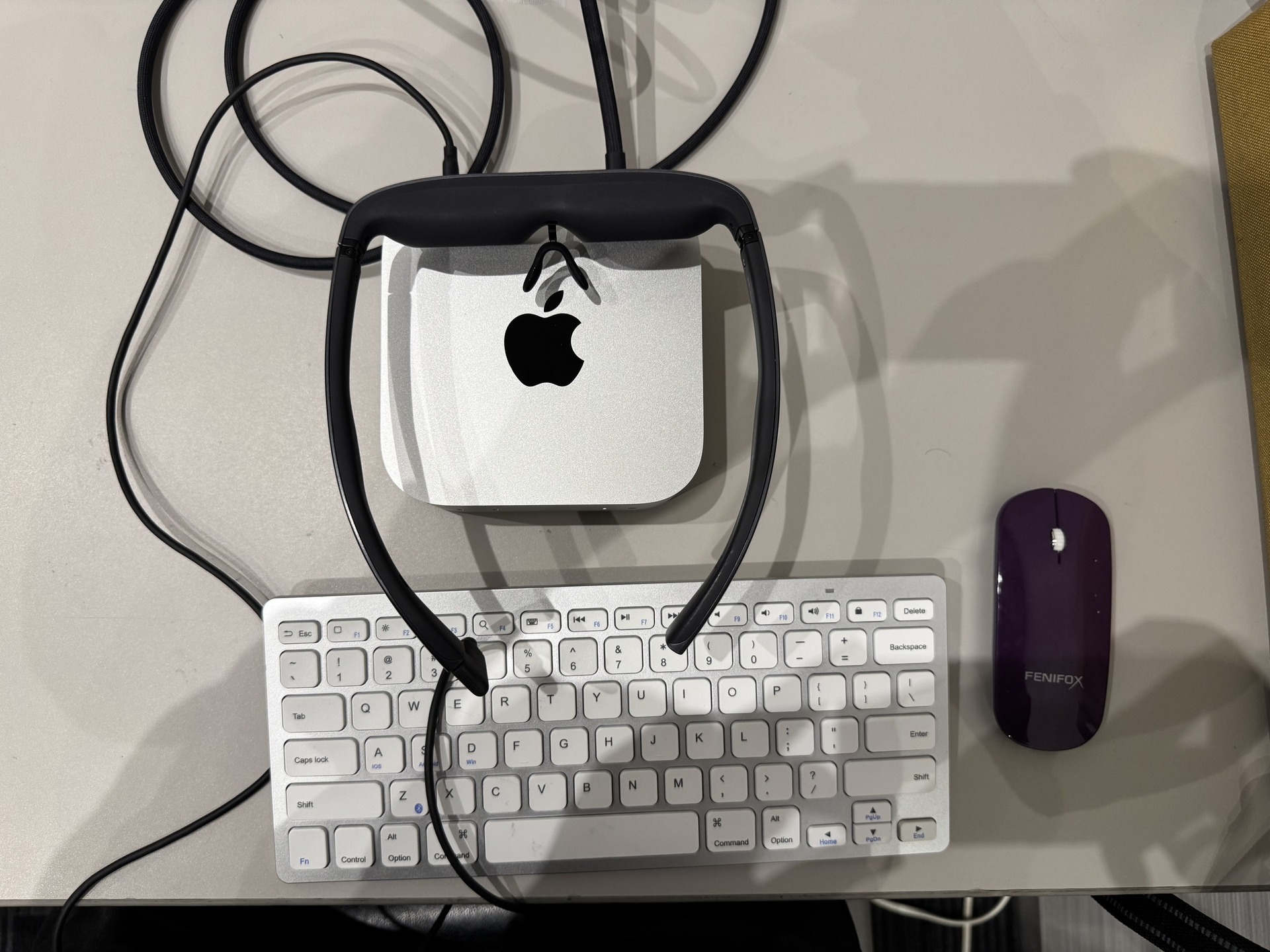 史上最軽量Mac」M4 Mac miniセットを背負って外に持ち出し使ってみた