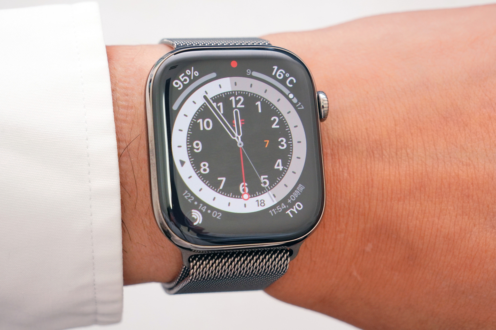 Apple Watch Series 10のデザインと機能を徹底解説。「脱エルメス」の