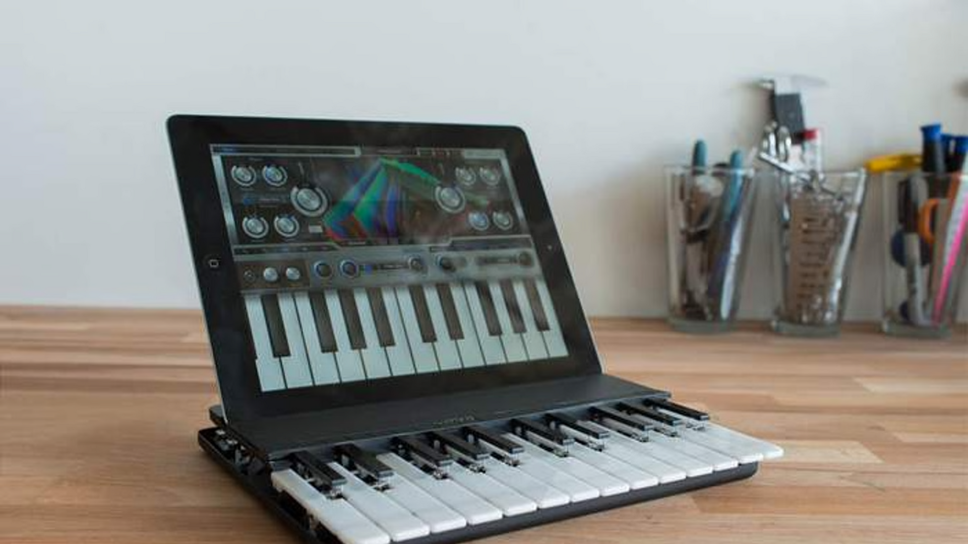 超軽量折り畳みキーボード「nanoKEY Fold」がコルグから登場