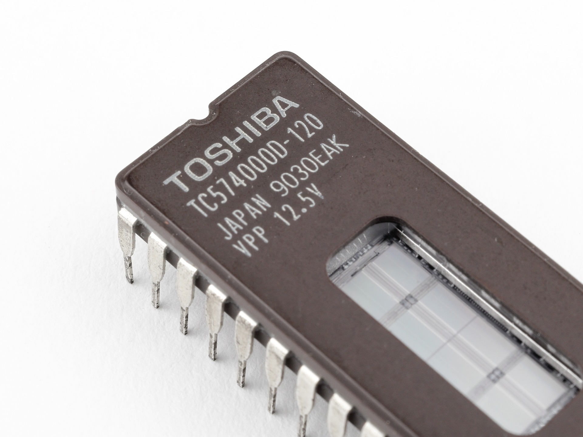 EPROM 紫外線消去 ROM リードオンリーメモリ (動作確認済) 26263.jpg