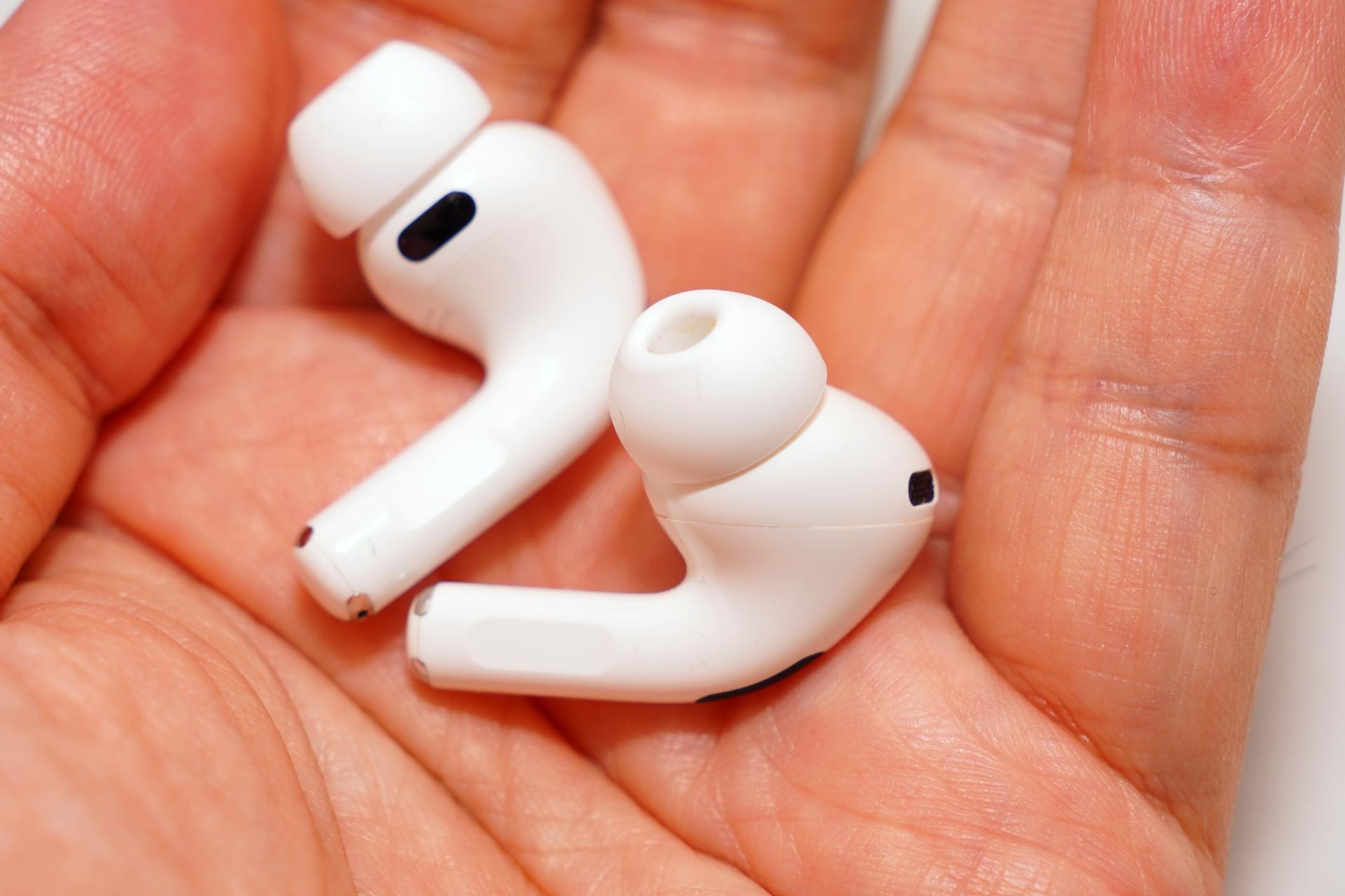 AirPods Pro 3レビュー 第2世代を使ってきた筆者が感じた進化点。日本