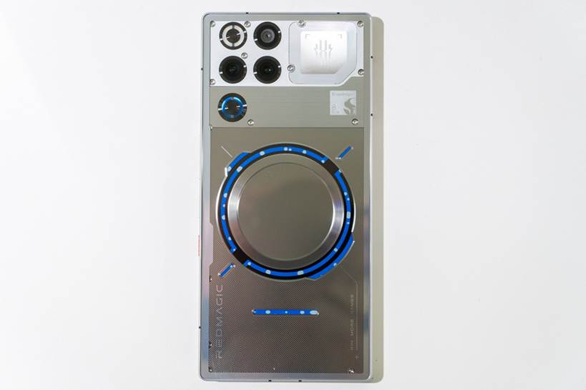 REDMAGIC 11 Pro」レビュー：世界初の液冷×空冷ファン搭載、FeliCa対応