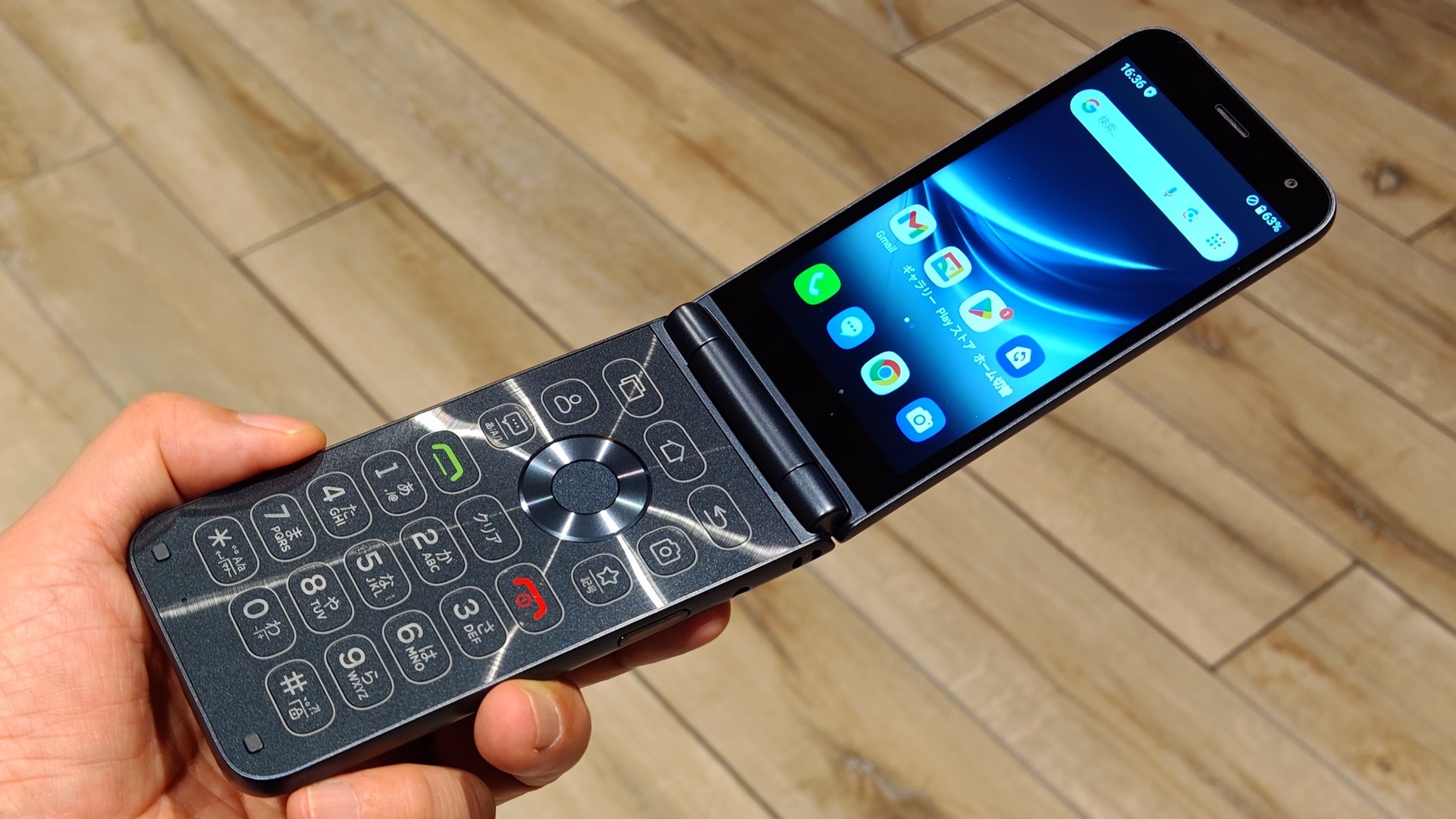 久々の新規日本参入メーカー ALTの第1弾スマホ「ケースマ」実機に触れ 