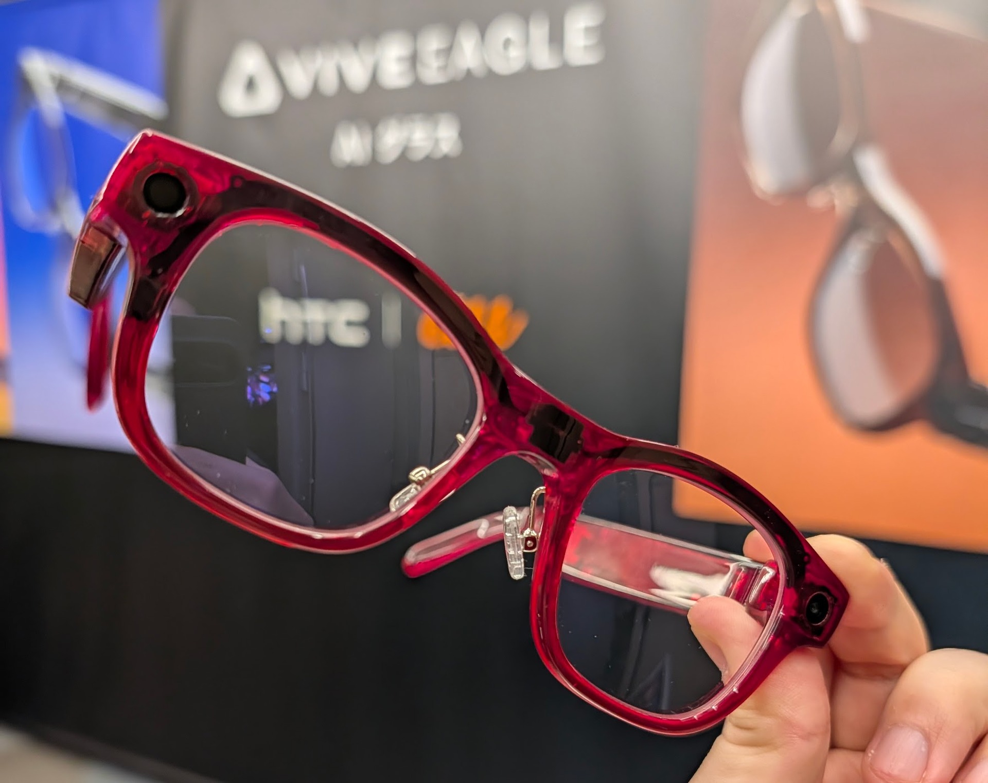 HTCのAIグラスVIVE Eagleは8万円から 「ジェネリック レイバンメタ