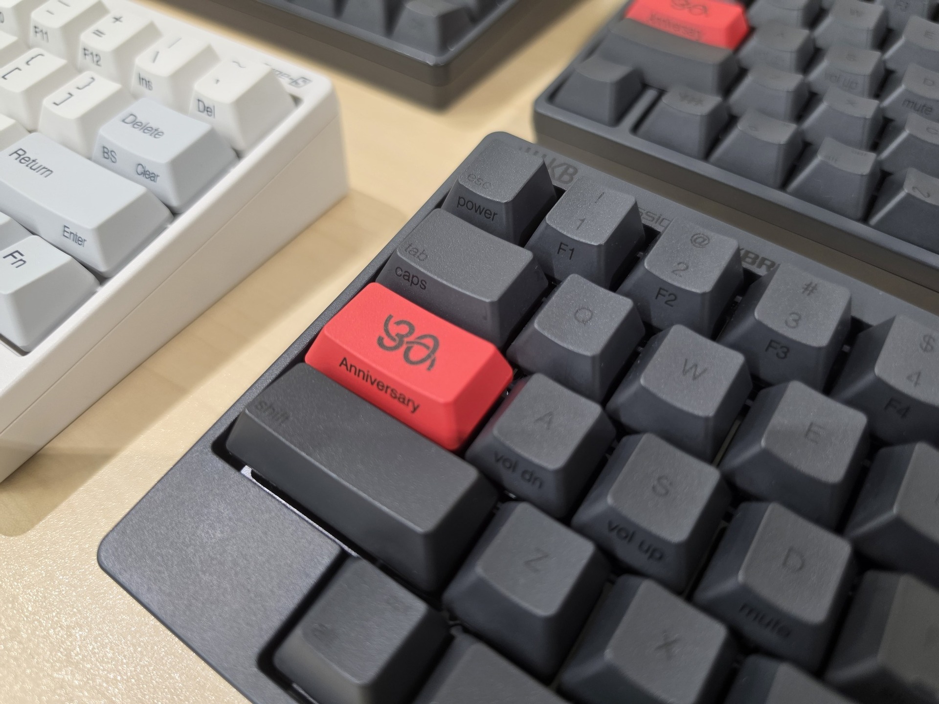 M*Y様 【説明欄要確認】HHKB 30thキーキャップ付き本体 説明欄要確認】HHKB 30thキーキャップ付き本体 M*Y様 【説明欄要確認