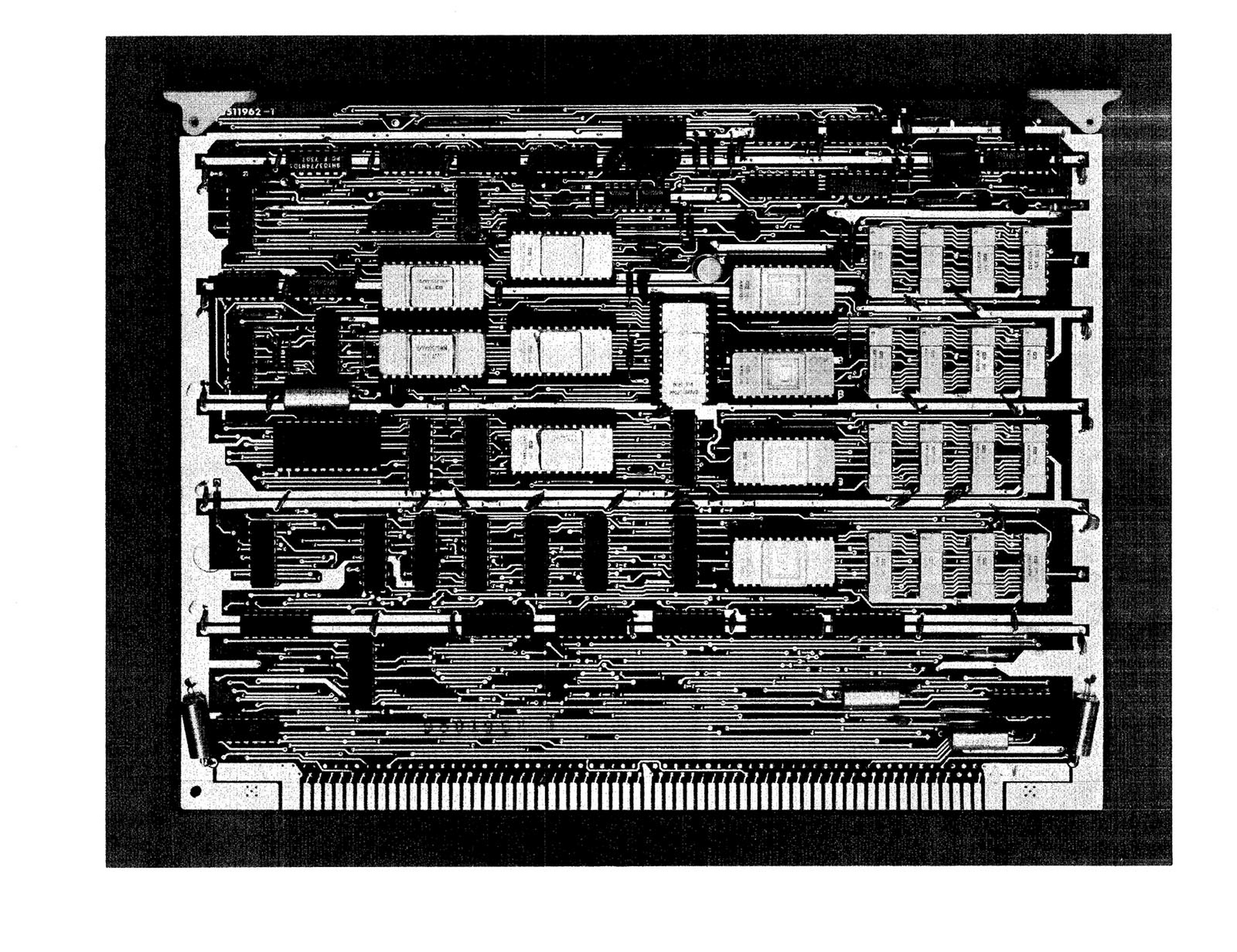 新連載【人知れず消えていったマイナーCPUを語ろう】Intel 8080と同