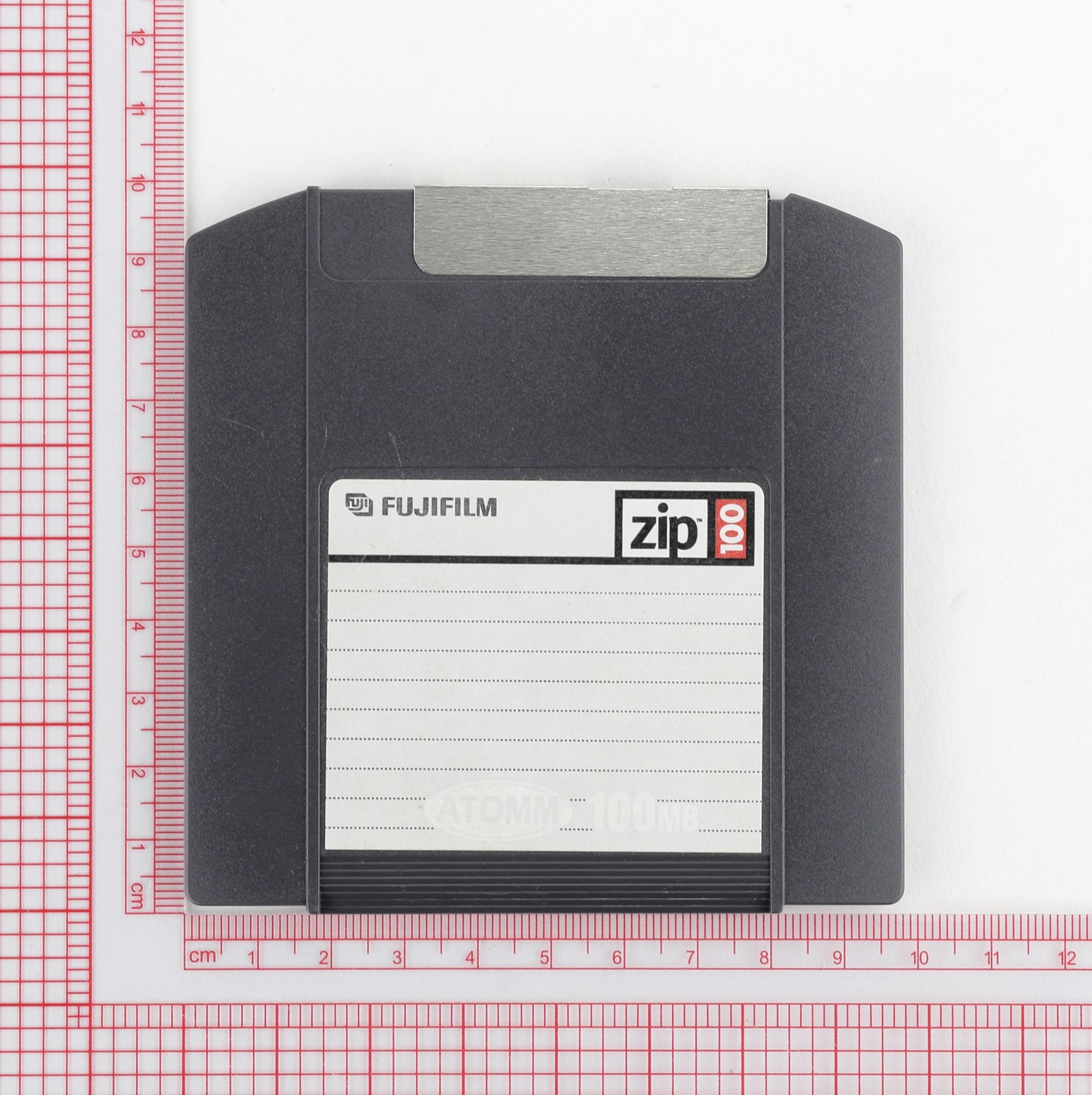 次世代フロッピーディスクとして有望視されていた「Zip」(100MB 次世代フロッピーディスクとして有望視されていた「Zip」(100MB