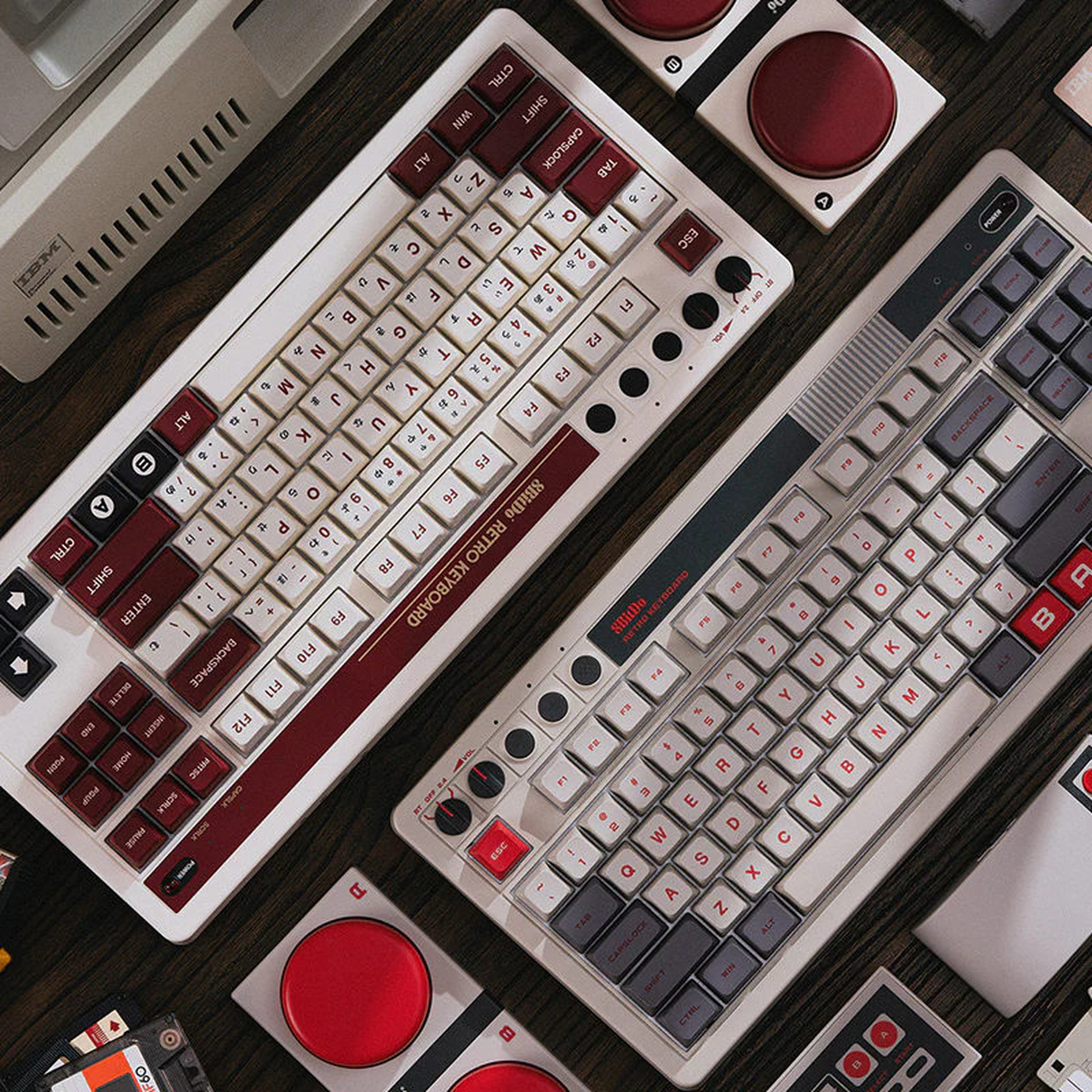 ファミリーベーシック風のレトロメカニカルキーボードを8BitDoが