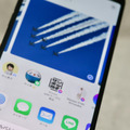 短期集中連載「iPhoneを使いこなすiOS 17徹底活用術」。iPhone同士をタッチさせて写真を直接『AirDrop』（村上タクタ）