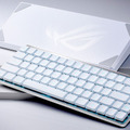 ASUS、65%ロープロ ゲーミングキーボード ROG Falchion RX Low Profile発売。赤軸・青軸を用意、もちろん光る