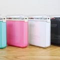 re:colors から「平成レトロ」なモバイルバッテリー。20W PD＆ワイヤレス給電対応、LEDライト付き