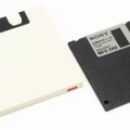 リムーバブルHDDで一時代を築いたSyQuestの初代「Q-PAK」（容量6.38MB・1982年頃～）：ロストメモリーズ File005