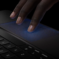 新型iPad Pro用Magic Keyboard発表、4万9800円から。薄く軽くFキー列追加、大型トラックパッドでMacBookに近く