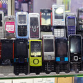 10年前のSOMY？ イスタンブールのスマホビルで見つけた怪しすぎるスマホ・ケータイ（スマホ沼）