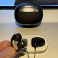 散々目にしているであろうShokzのイヤーカフ型イヤホン、OpenDots ONEをFreeClipと比べてみた