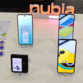 回転ベゼルのカメラフォンや巨大スピーカースマホまで、この春話題の4製品が発売に（スマホ沼）