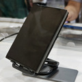 これぞ本。カラーEインク搭載の折りたたみ電子ブックリーダーをCOMPUTEXで発見（スマホ沼）