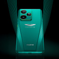 アストンマーチンとのコラボした緑のスマホ「realme GT 7」がハイエンド仕様で羨ましい（スマホ沼）