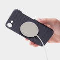 ギーク御用達のアラミド繊維スマホケースはニセモノに注意！ 2種類あるDUROの選び方（テクノエッジ購買部）