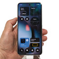 Nothing Phone (3) 実機を最速チェック。背面LEDから丸窓のドット表示に。更なる謎ボタン、そしてヘッドフォンも（スマホ沼）