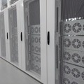 【ギャップ萌え】佐賀の廃校内の一角が最新AI推論の拠点に