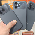 それでも「iPhone風デザイン」をやめられないHONORのそっくりAIスマホ(山根康宏)