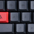 HHKB初の押下圧30g、30周年限定モデルを試し打ち　赤いCTRLキー同梱のHappy Hacking Keyboard Professional HYBRID Type-S発売