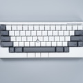 HHKB Studioに新色「灰」キートップ発売　キーボード本体セットで5000円オフの期間限定セットも