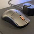 UWB無線マウス SteelSeries Sensei Pro発売。8000Hz更新に到達、「無限バッテリー」も採用の高級ゲーミングマウス