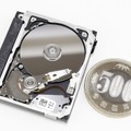 低価格で大容量を実現。CFサイズの超小型HDD「マイクロドライブ」（340MB～、1999年頃～）：ロストメモリーズ File017