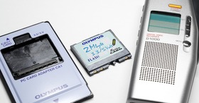 接続部に柔らかいエラストマー採用でユニークだった小型メモリーカード「ミニチュアカード」（1MB～、1995年頃～）：ロストメモリーズ File027（再掲） 画像