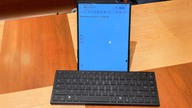 3つ折りスマホ Galaxy Z TriFold ＋ Bluetoothキーボードで快適ビジネスマシンに（スマホ沼） 画像