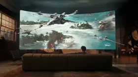 Metaが3D映画やスポーツ配信を大幅拡充、Questにも一部提供。SWやMCU作品を新たな没入フォーマットで提供、VRグラスはIMAX Enhanced認証取得 画像